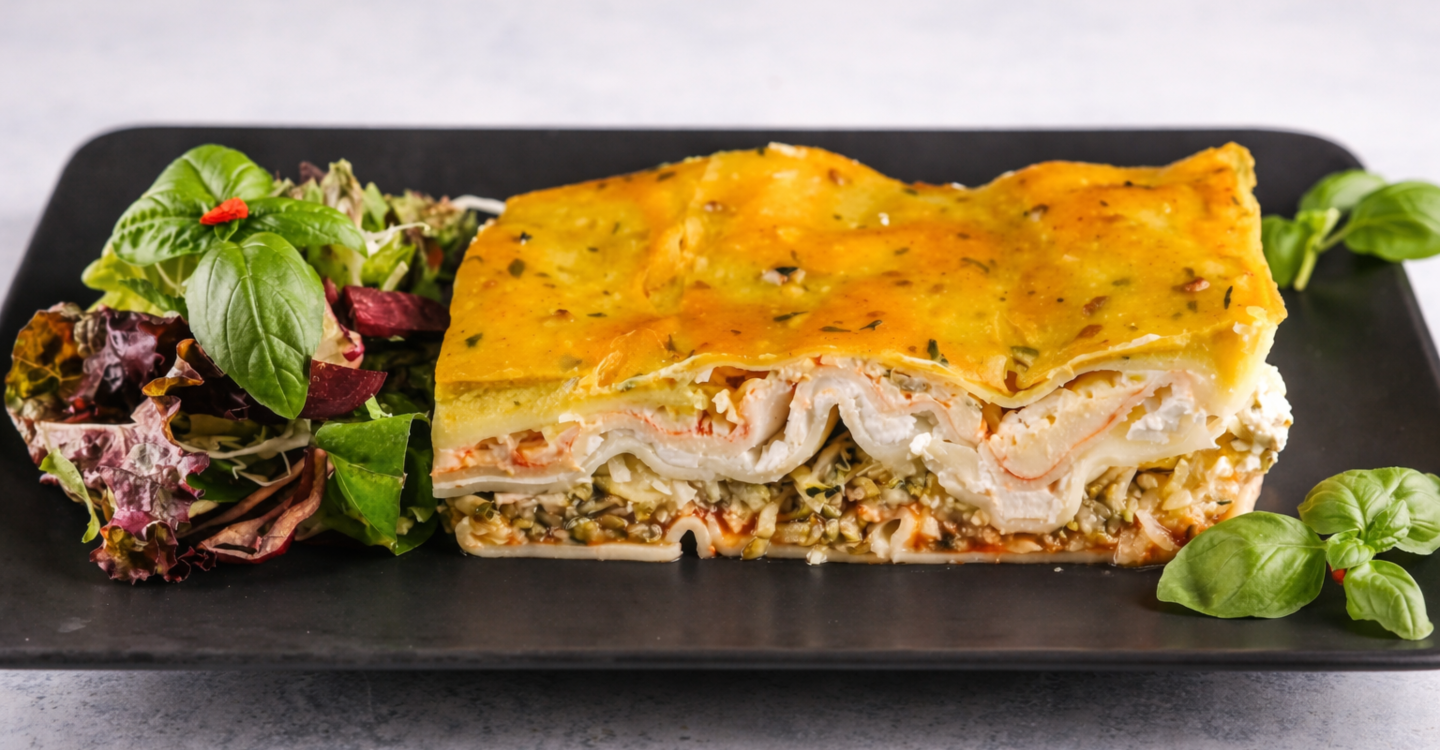 Krem juha od bundeve - Lazanje sa veganskim sirom i tikvicama - Aromatična palenta - Pareno povrće -Miješana salata